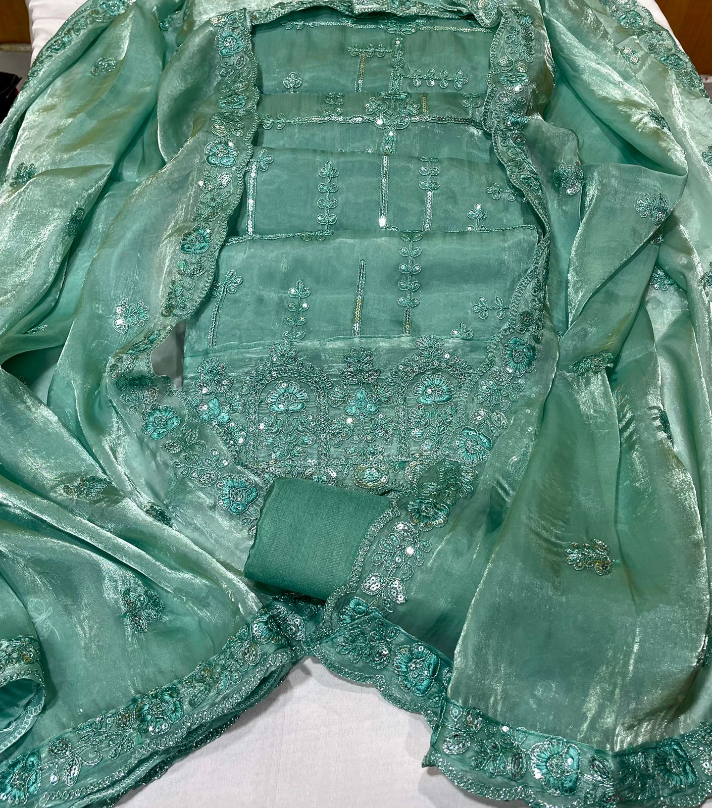 6bef0312-2d73-478a-8f1c-53ef23c11cc5