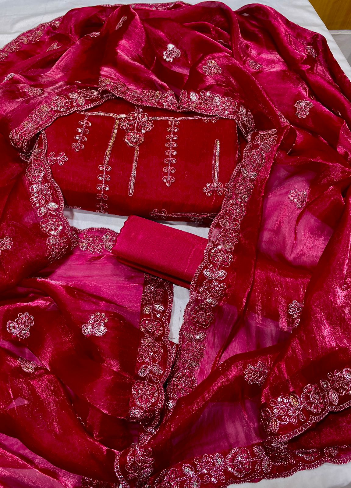 dae1f1ad-f98d-4022-a73a-559fb3d16b15