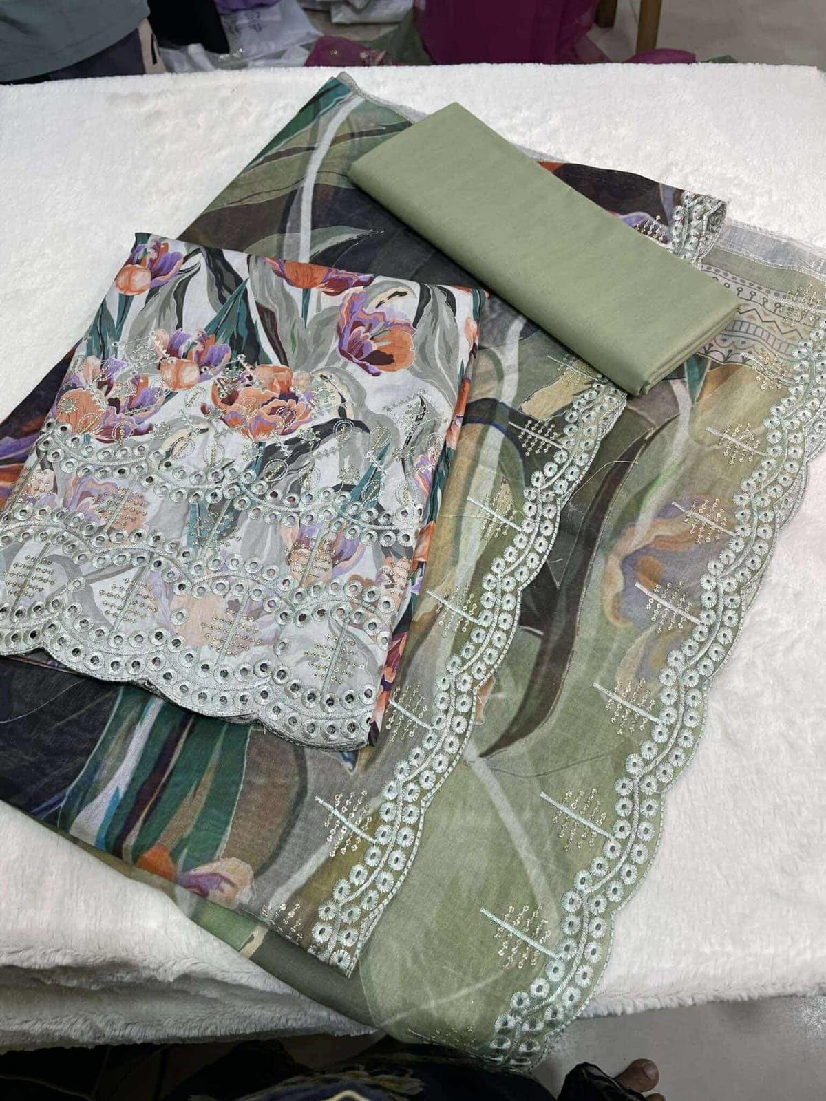 d1cc143c-d9ec-496c-8019-21ab972495a0